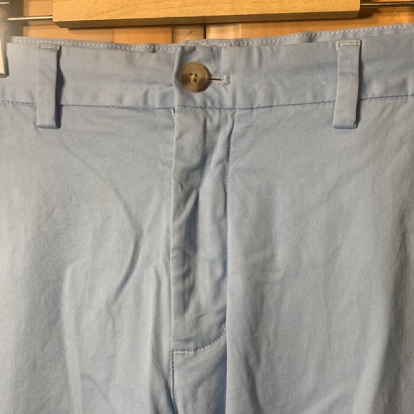 Vineyard Vines (32”x34”) - Picture 6 of 13